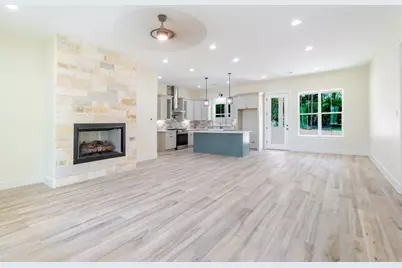10176 County Road 302, Plantersville, TX 77363 - Photo 3