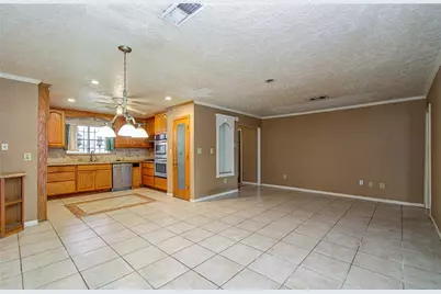 8428 Swiftwater Lane, Houston, TX 77075 - Photo 9