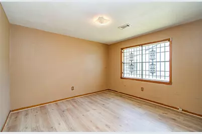 8428 Swiftwater Lane, Houston, TX 77075 - Photo 15