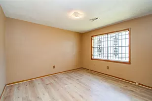 8428 Swiftwater Ln, Houston, TX 77075 - Photo 15