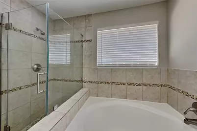 80 Laughing Brook Court, The Woodlands, TX 77380 - Photo 15