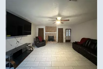 213 E Rhodes Avenue, Lufkin, TX 75901 - Photo 5