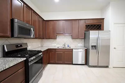 9415 Savannah Holly Drive, Houston, TX 77075 - Photo 17