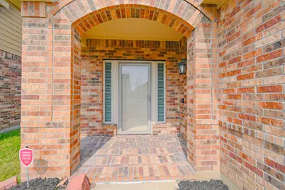 9415 Savannah Holly Drive, Houston, TX 77075 - Photo 7