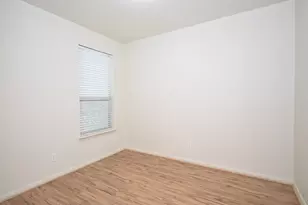 9415 Savannah Holly Dr, Houston, TX 77075 - Photo 25