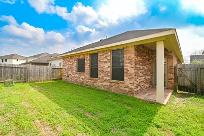 9415 Savannah Holly Drive, Houston, TX 77075 - Photo 33