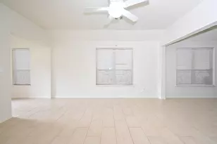 9415 Savannah Holly Dr, Houston, TX 77075 - Photo 11