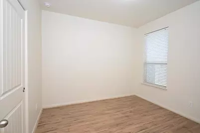9415 Savannah Holly Drive, Houston, TX 77075 - Photo 29