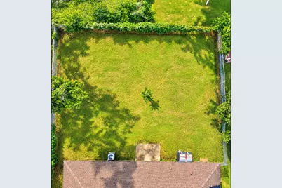 1169 E Kyle Road, Clute, TX 77531 - Photo 5