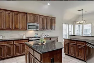 13301 Ravenlake Dr, Pearland, TX 77584 - Photo 7