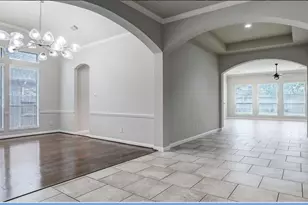 13301 Ravenlake Dr, Pearland, TX 77584 - Photo 9