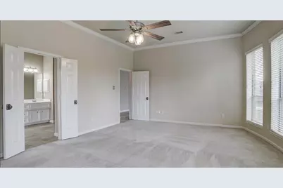 13301 Ravenlake Drive, Pearland, TX 77584 - Photo 19