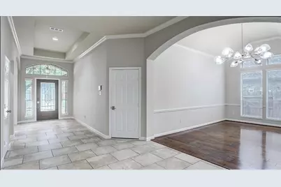 13301 Ravenlake Drive, Pearland, TX 77584 - Photo 9