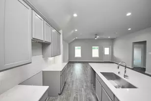 11903 Royal Willow Ln, Houston, TX 77066 - Photo 9