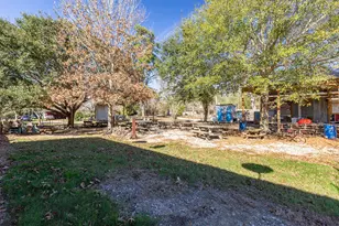 688 Co Rd 2097, Liberty, TX 77575 - Photo 39
