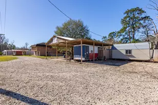 688 Co Rd 2097, Liberty, TX 77575 - Photo 7