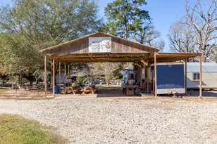 688 Co Rd 2097, Liberty, TX 77575 - Photo 33