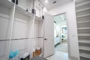 1715 Bologna Ln, Houston, TX 77055 - Photo 29