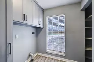 9907 Greencreek Dr, Houston, TX 77070 - Photo 17