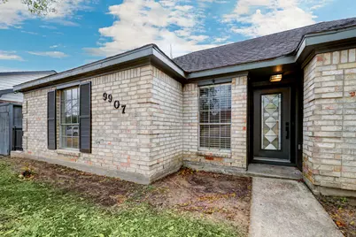 9907 Greencreek Drive, Houston, TX 77070 - Photo 3