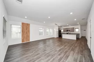 14230 Elrington Holw Trl, Fresno, TX 77583 - Photo 7