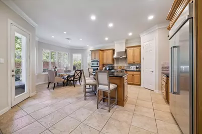 11914 Legend Manor Drive, Houston, TX 77082 - Photo 11