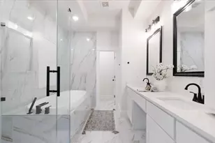 6725 St Augustine St, Houston, TX 77021 - Photo 17