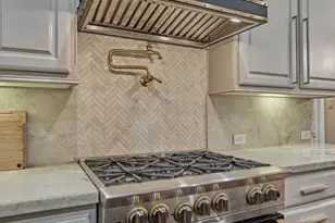 39 Beacons Light Pl, Tomball, TX 77375 - Photo 13