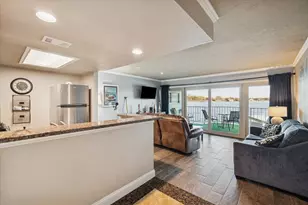 7041 Kingston Cove Ln, Willis, TX 77318 - Photo 5