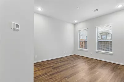 606 Thornton Road #C, Houston, TX 77018 - Photo 3