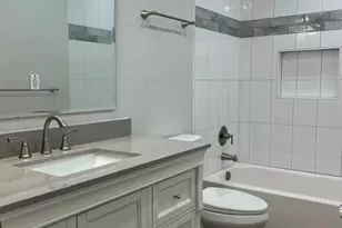 22719 Elkana Deane Ln E, Katy, TX 77449 - Photo 21