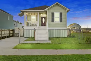 4214 Winnie St, Galveston, TX 77550 - Photo 3