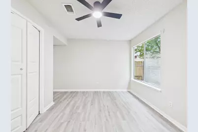 3243 S Greenpark Drive, Houston, TX 77082 - Photo 19