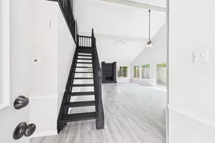 3243 S Greenpark Dr, Houston, TX 77082 - Photo 7