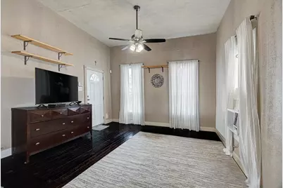 515 Bishop Street, Houston, TX 77009 - Photo 5