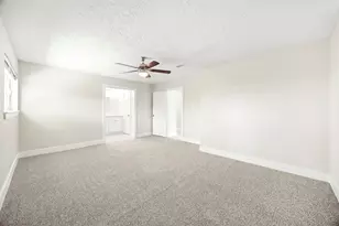8031 Zimmermann Dr, Houston, TX 77088 - Photo 27