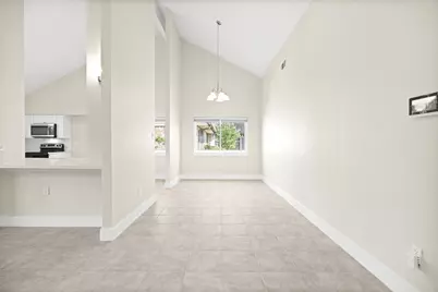 8031 Zimmermann Drive, Houston, TX 77088 - Photo 11