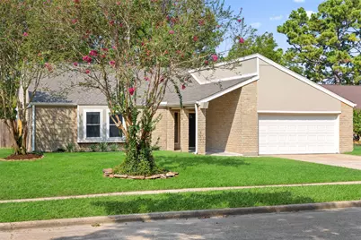 8031 Zimmermann Drive, Houston, TX 77088 - Photo 3