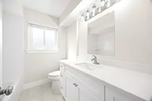 8031 Zimmermann Dr, Houston, TX 77088 - Photo 25
