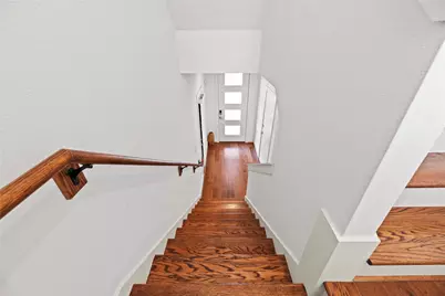 9611 Marlive Lane #D, Houston, TX 77025 - Photo 7