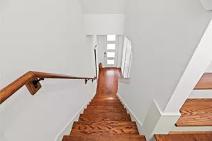 9611 Marlive Ln, Houston, TX 77025 - Photo 7