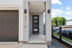 9611 Marlive Ln, Houston, TX 77025 - Photo 3