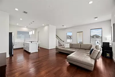 9611 Marlive Lane #D, Houston, TX 77025 - Photo 13