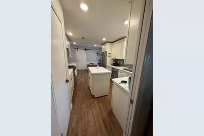 8211 Braes Meadow Drive, Houston, TX 77071 - Photo 7