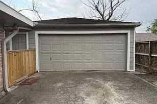 8211 Braes Meadow Dr, Houston, TX 77071 - Photo 29