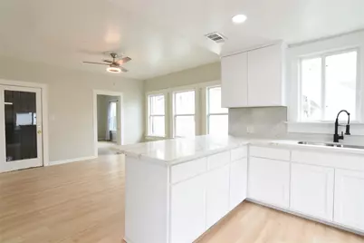 615 Pacific Street, Houston, TX 77006 - Photo 7