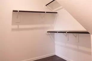 15607 Buffalo Mdw Ct, Houston, TX 77090 - Photo 17