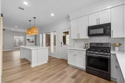 1907 Sandy Schoals Drive, League City, TX 77573 - Photo 23