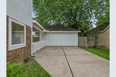 1907 Sandy Schoals Drive, League City, TX 77573 - Photo 5