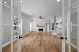 1907 Sandy Schoals Dr, League City, TX 77573 - Photo 11